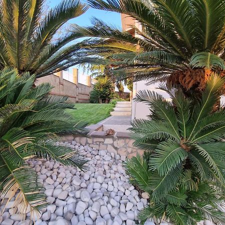 Villa Sweery Santa Maria a Vico Bagian luar foto