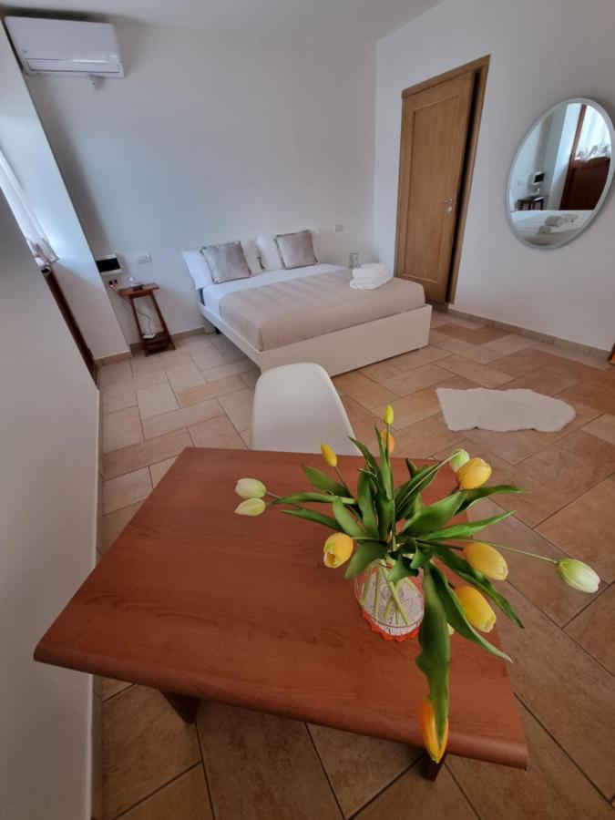 Villa Sweery Santa Maria a Vico Bagian luar foto