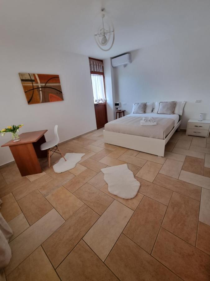 Villa Sweery Santa Maria a Vico Bagian luar foto